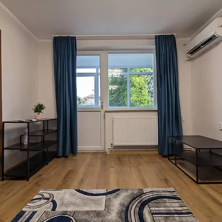 Cozy Modern Apartment Km 0 Craiova Exterior foto