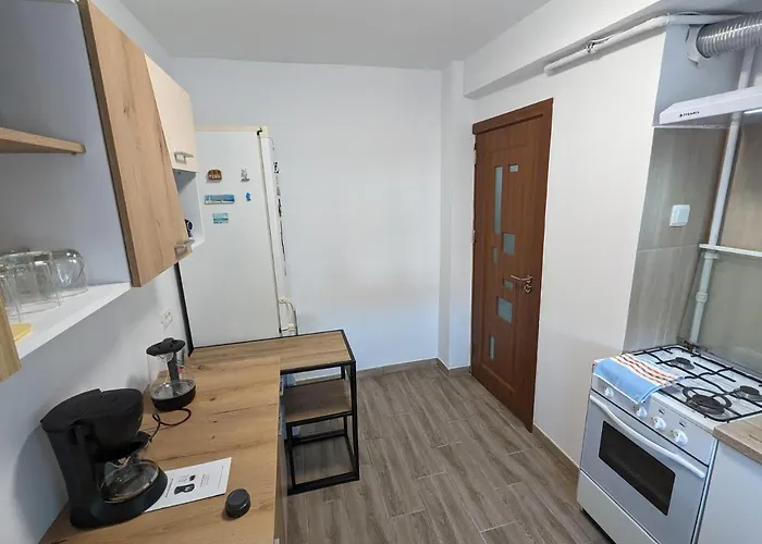 Cozy Modern Apartment Km 0 Craiova
