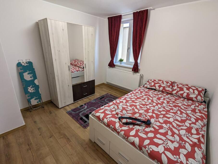 Cozy Modern Km 0 Apartament *